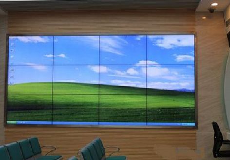 荣县液晶拼接屏的另类用法。